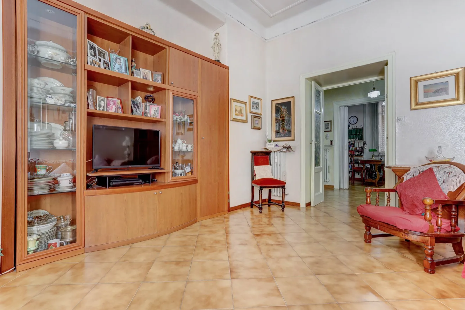 Parioli - Via G. Castellini — foto 3